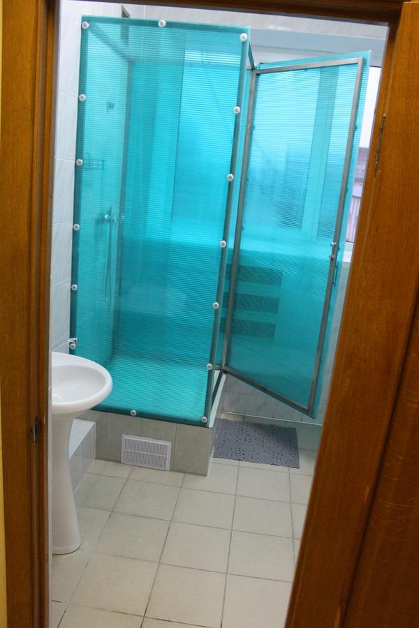 Rooms For Rent On Vokzal Брест Екстериор снимка
