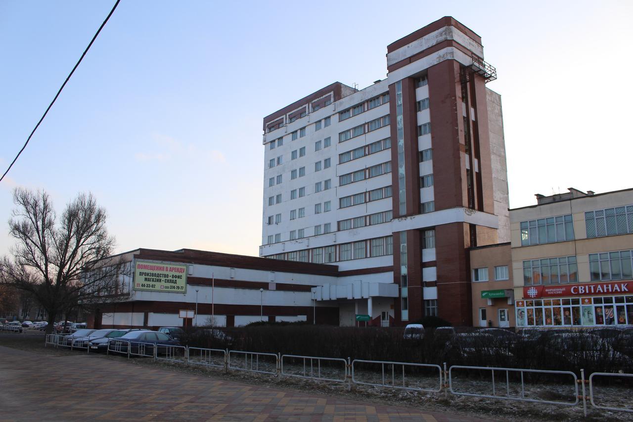 Rooms For Rent On Vokzal Брест Екстериор снимка