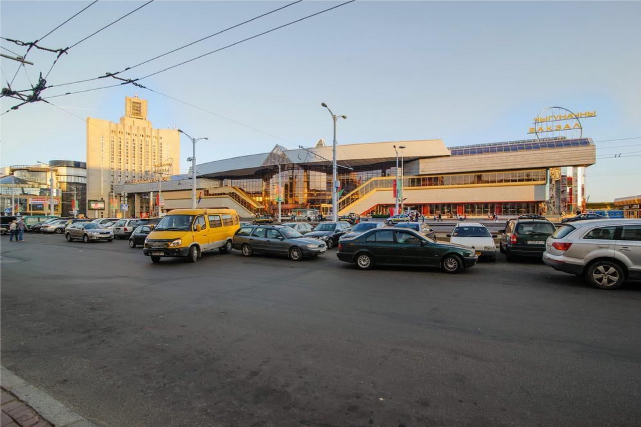 Rooms For Rent On Vokzal Брест Екстериор снимка