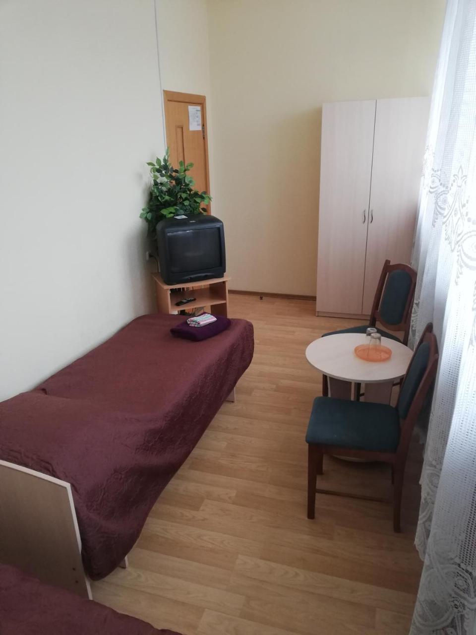 Rooms For Rent On Vokzal Брест Екстериор снимка